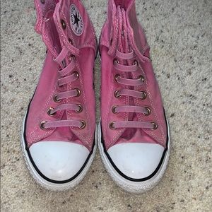 Pink Converse high tops